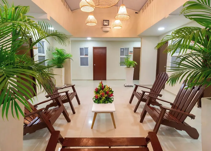 Azuán Suites By GEH Suites